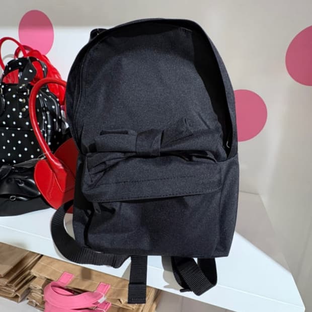 꼼데가르송걸 리본 백팩