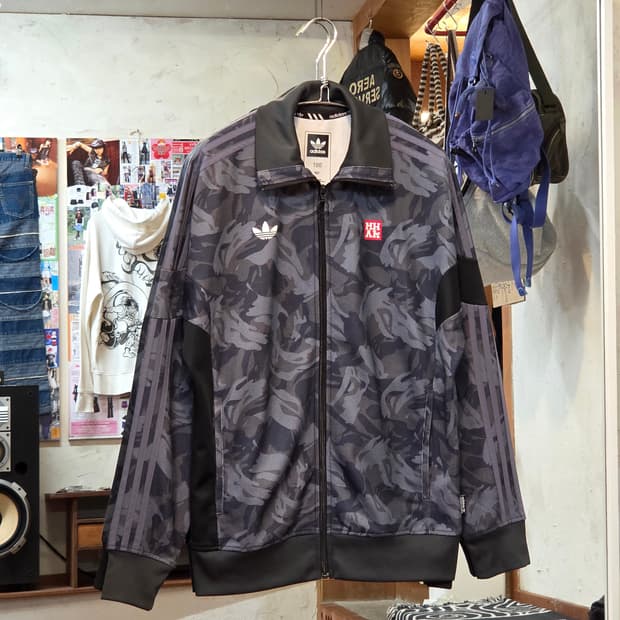 아디다스 X WHAK 콜라보 카모 져지 트랙탑
