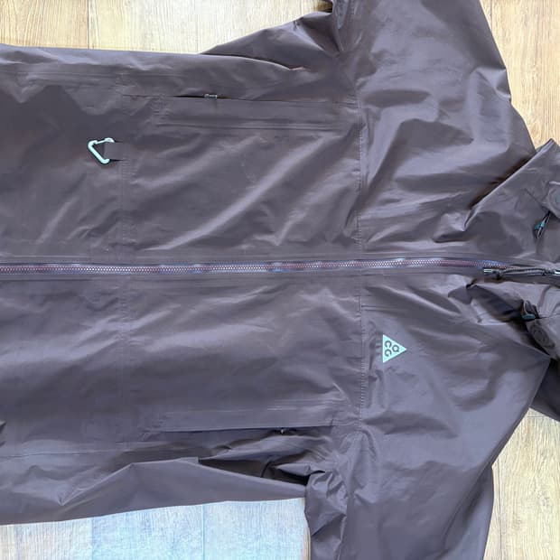 Acg 바람막이 L사이즈