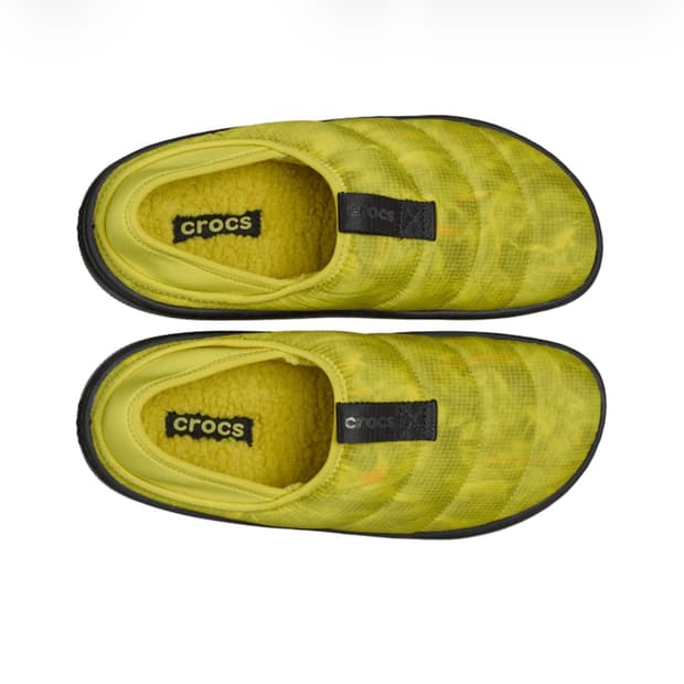 크록스 클래식 트랜슬루센트 립스탑 모크 시트린 270