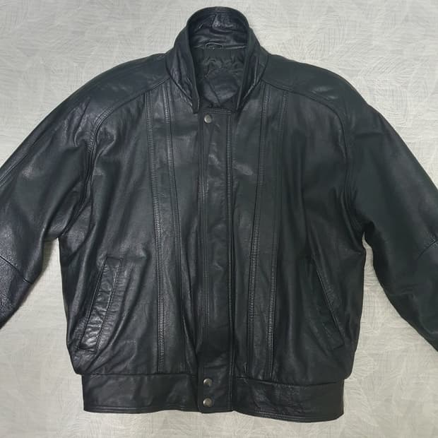 빈티지 소가죽 크롭 봄버 자켓