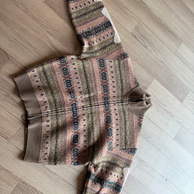 캐피탈 7g 울페어 아일 본 집업