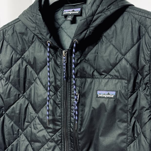 파타고니아 다이아몬드 퀼티드 봄버 후디 블랙 M