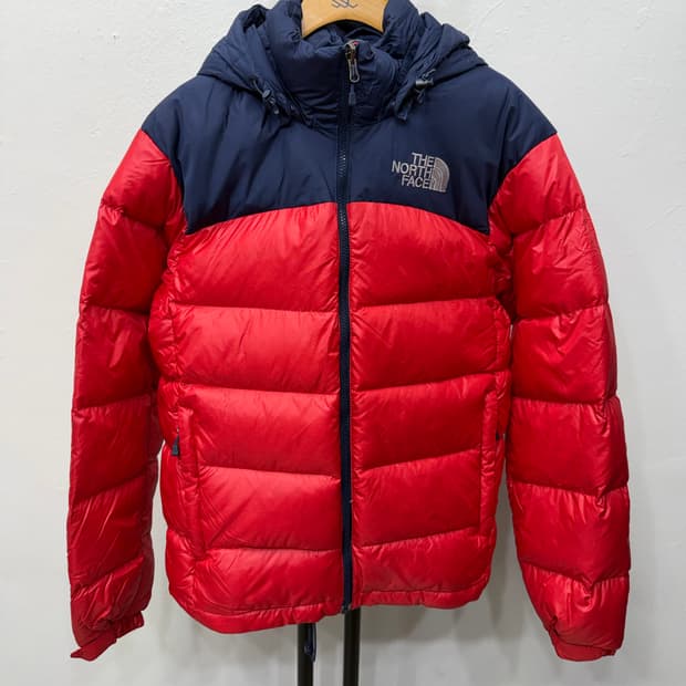 정품) 노스페이스 700필 구스패딩 S