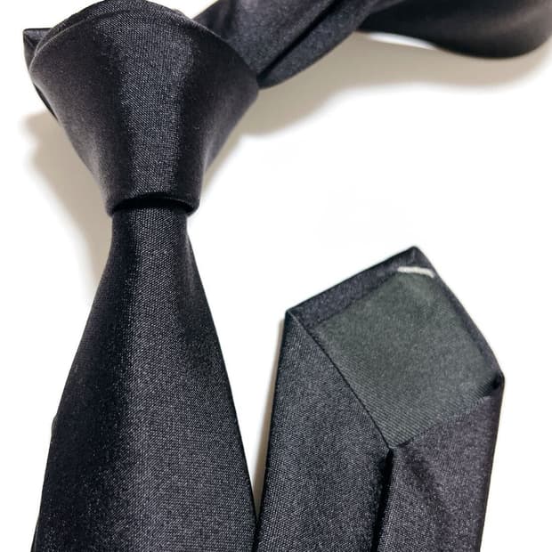 디올옴므 실크 슬림 넥타이 블랙 에디슬리먼