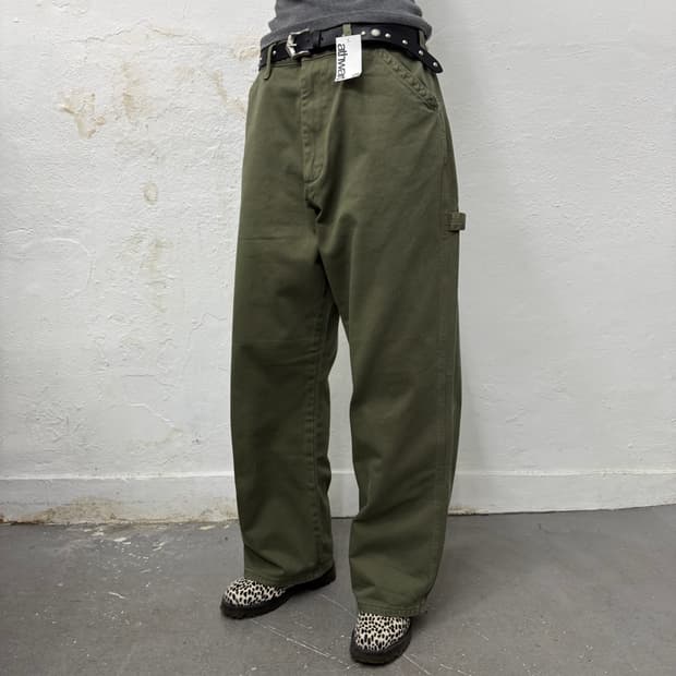 에드윈(EDWIN) 올리브컬러 코튼 라벨 로고 루즈 카펜터 워크 팬츠