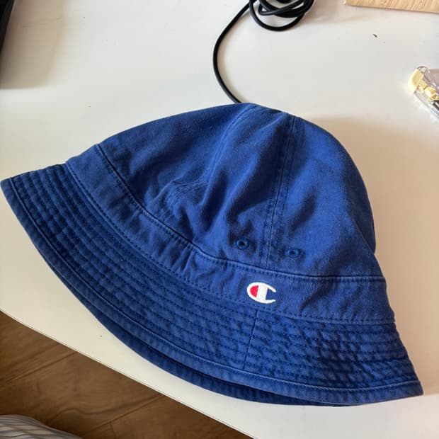 챔피온 버킷햇 파란색(XXX)