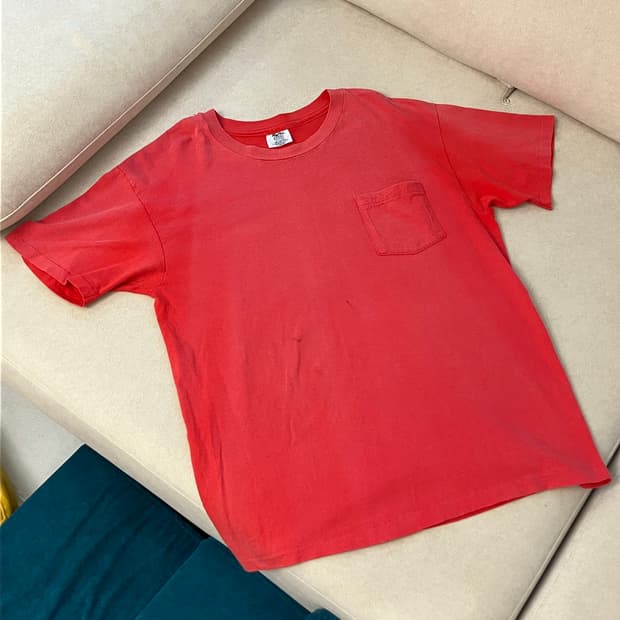 90s hanes sun faded pocket T shirts