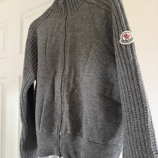 몽클레어 여성니트집업