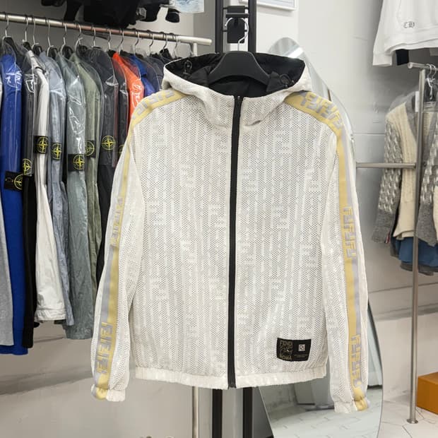 [48] 펜디 사이드로고 리버서블 바람막이