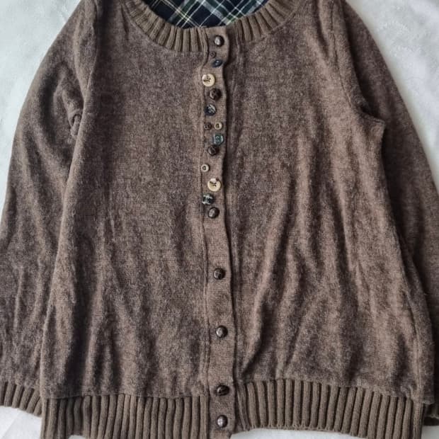 빈티지 모리걸 하구미 단추 초코가디건