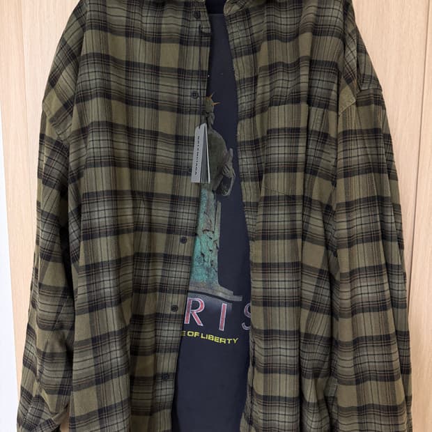 발렌시아가 리버티 파리 체크 셔츠 4