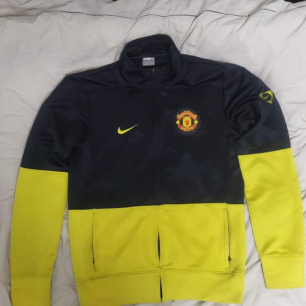 맨유 올드 트랙탑