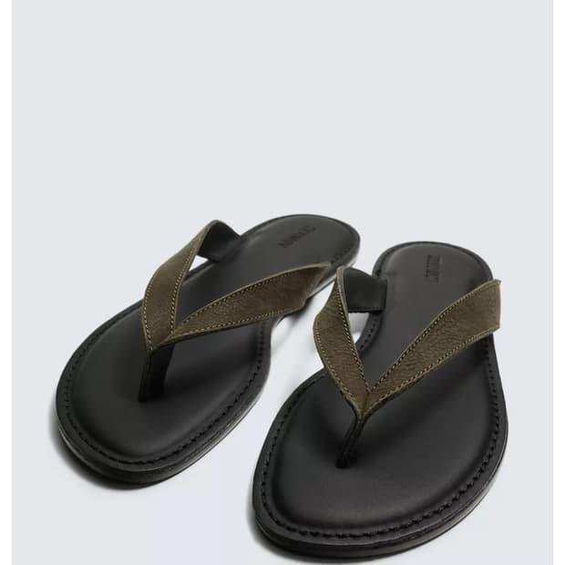 ZARA 쪼리