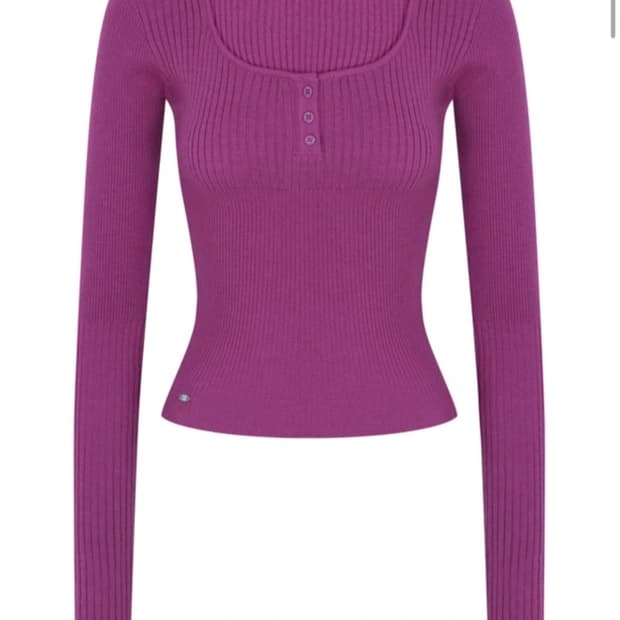 페일제이드 빈티지 버튼 립 니트 티