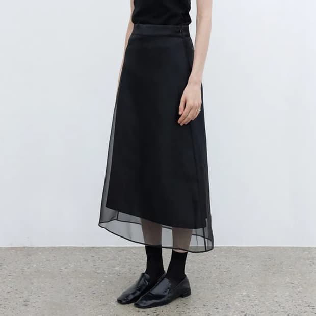 르오버클래식 스커트
