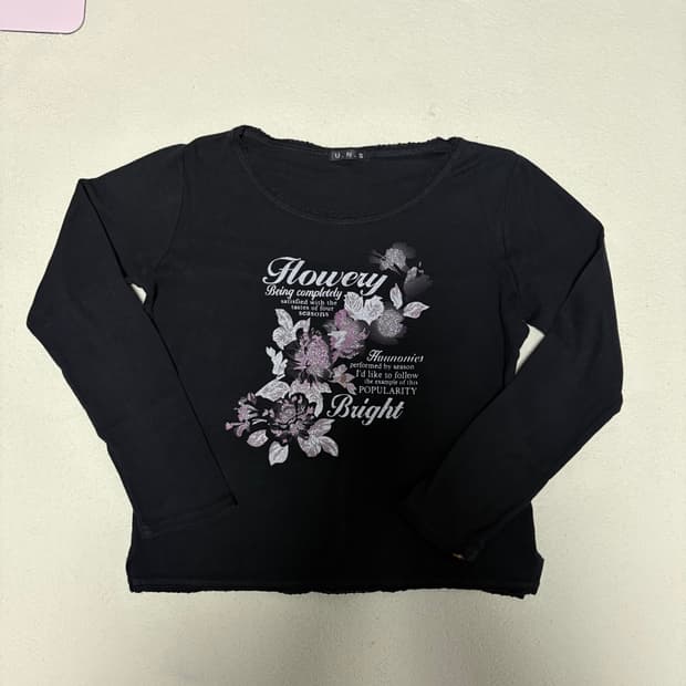 빈티지 플라워 롱 슬리브