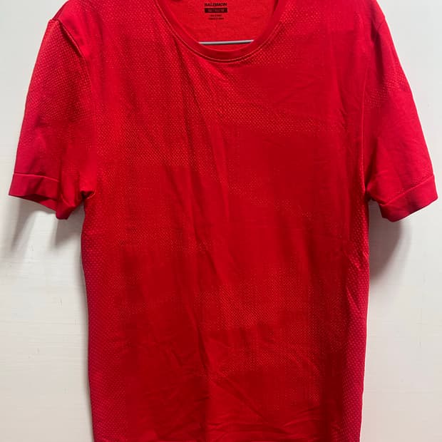 살로몬 빨간색 반팔 티셔츠 M