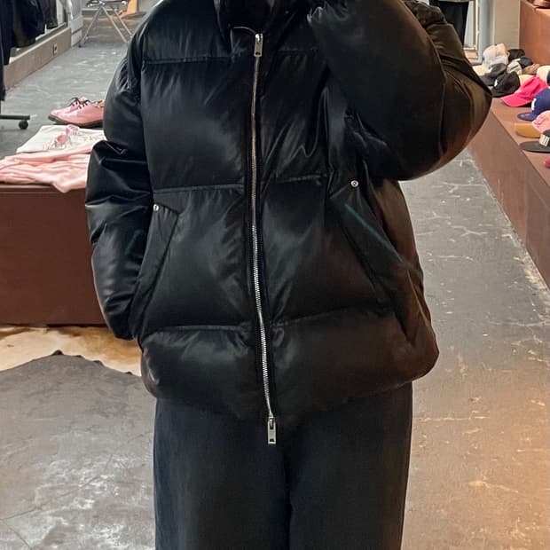 트릴리온 비건 레더 숏패딩 H1860