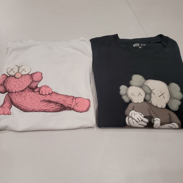 3XL 유니클로 x 카우스(KAWS) 콜라보 티셔츠 2종 일괄 판매