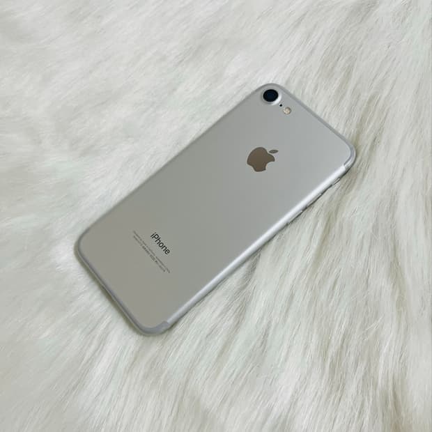 (무음🤍새상품급)아이폰7 실버 32GB