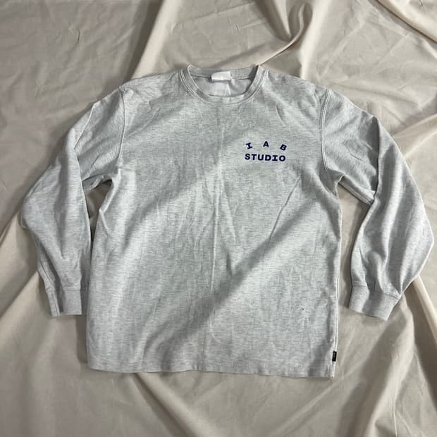 아이앱스튜디오 롱슬리브 그레이 L