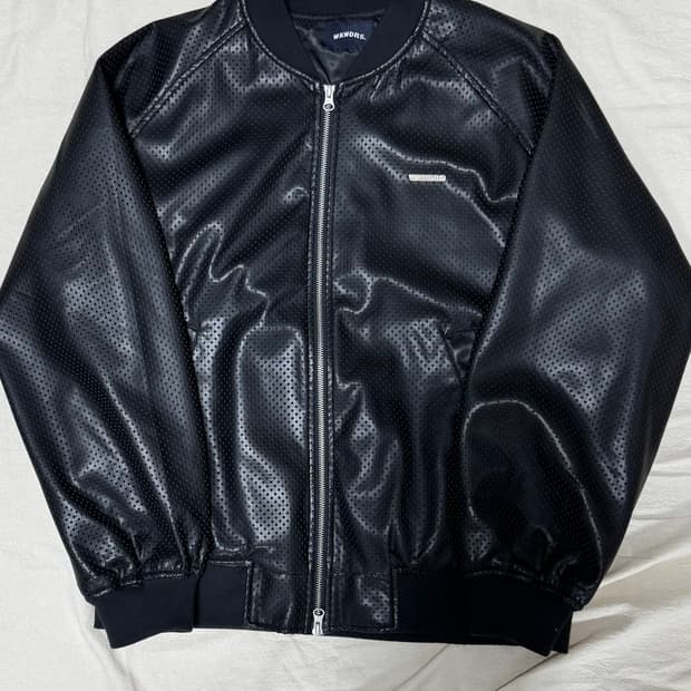 위캔더스 레더자캣