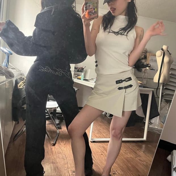 카시코 레더 랩 스커트 아이보리