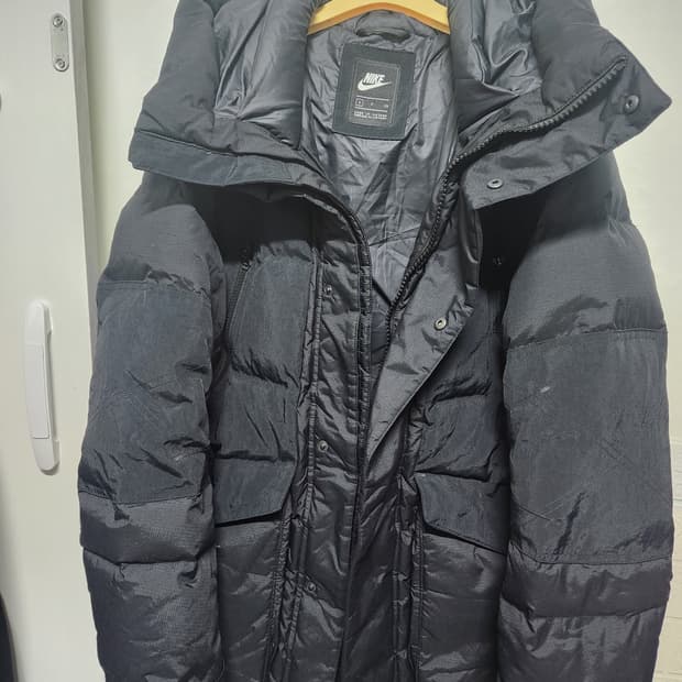 나이키 스포츠 웨어 남녀공용 다운필 패딩 점퍼S(90~95정도)