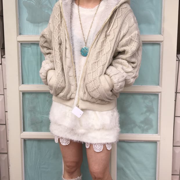 Cable knit hood zip up