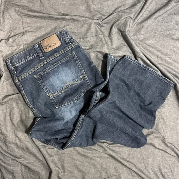 Relaxed Straight Fit Pants