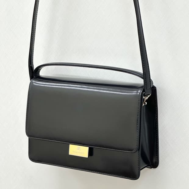  courreges / 꾸레쥬 블랙 스퀘어 핸드백