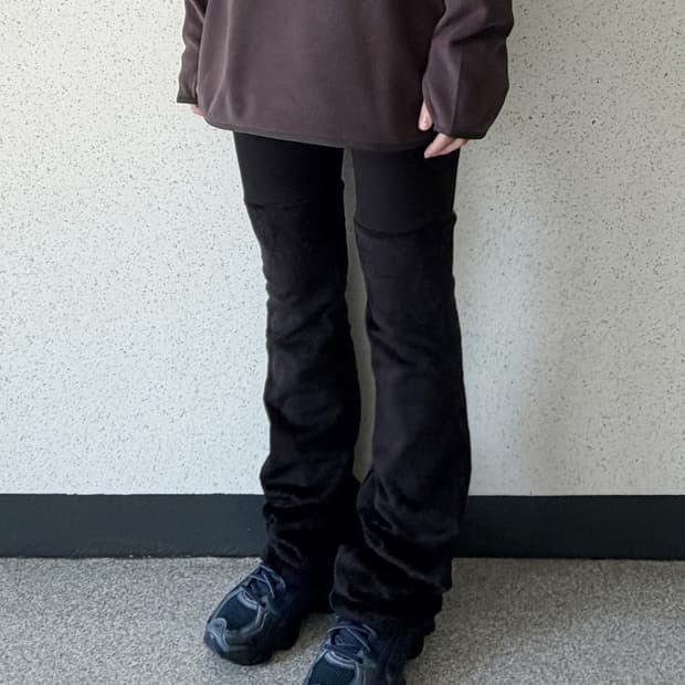 25-004 FLEECE BOA LEGGINGS (BLACK)