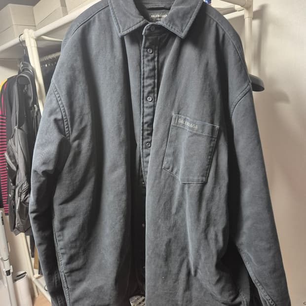 발렌시아가 패디드 셔츠 XL