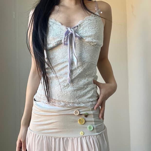 Ribbon lace slim top