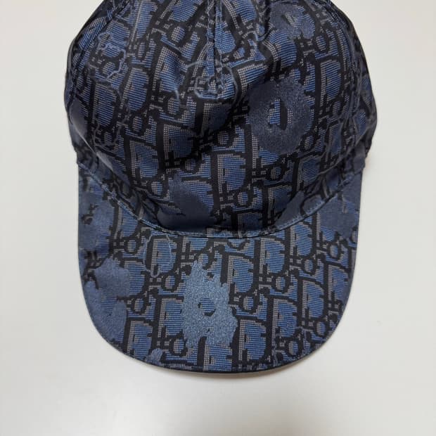 디올 오블리크 볼캡 모자 미친 가격에 판매합니다!