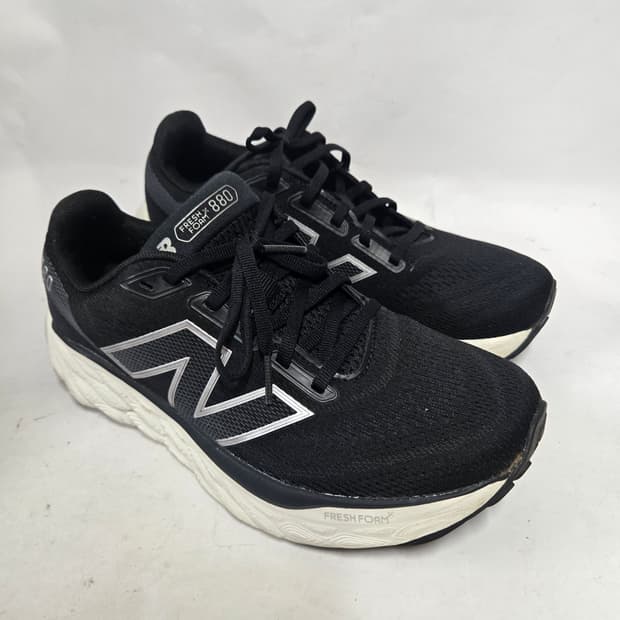 뉴발란스 Fresh Foam 880 러닝화 블랙 245