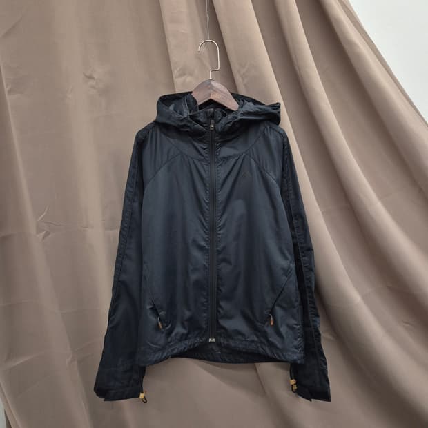 나이키 ACG 바람막이 자켓 85