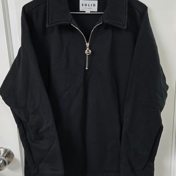 솔리드 옴므 하프집 스웻셔츠