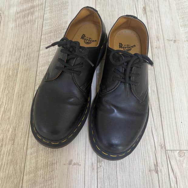 닥터마틴 1461 3홀 스무스 240