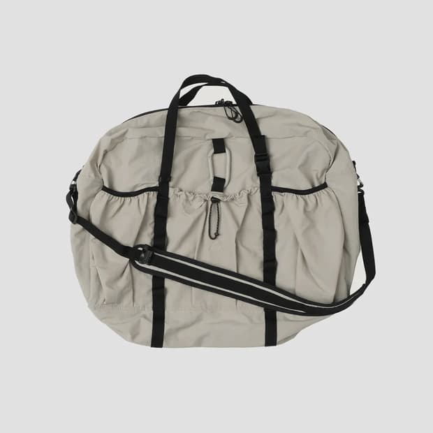 에메모 가든 보스턴 백 나일론 슬러브 095 그레이지 새상품