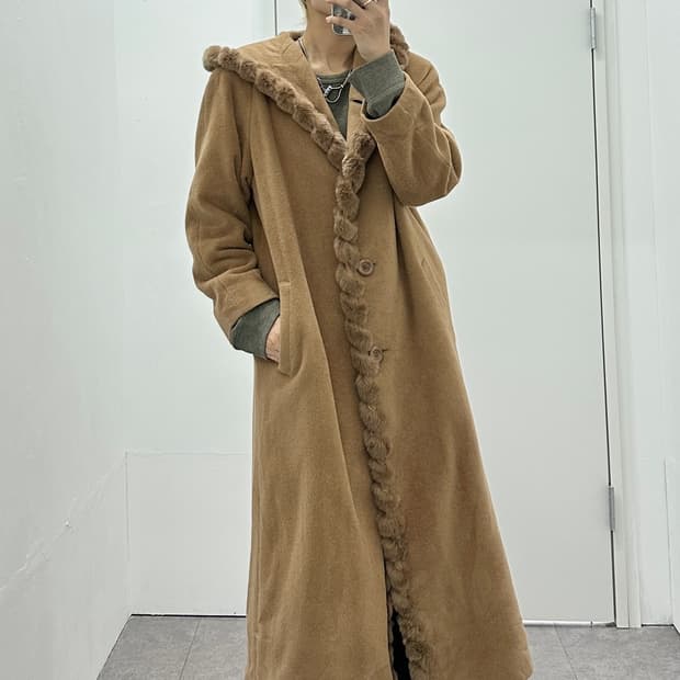 Fur trimming maxi coat