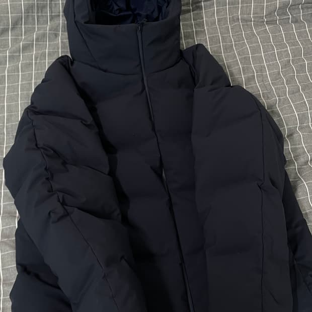 유니클로 심리스 다운파카