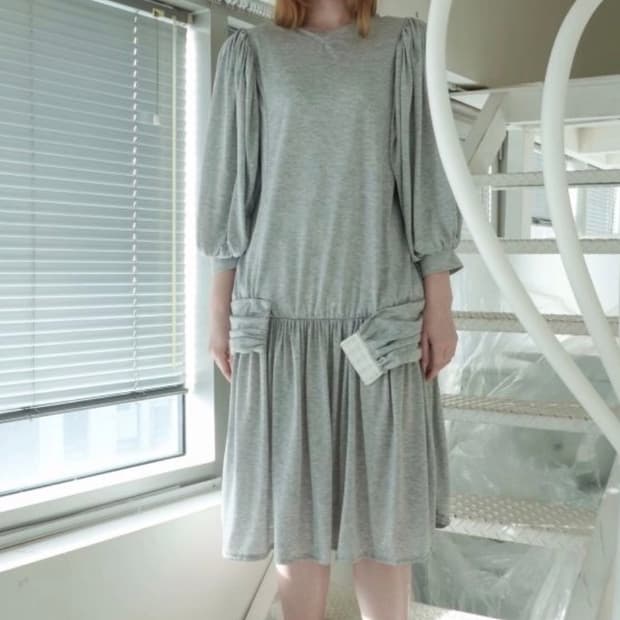 애옹쓰 드레스 그레이