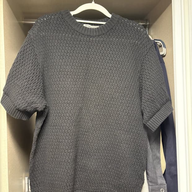 인사일러스 반팔 니트 스웨터 블랙 m사이즈