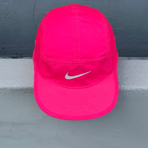 [S-M] NIKE 나이키 로고 핫핑크 캠프캡 러닝 모자