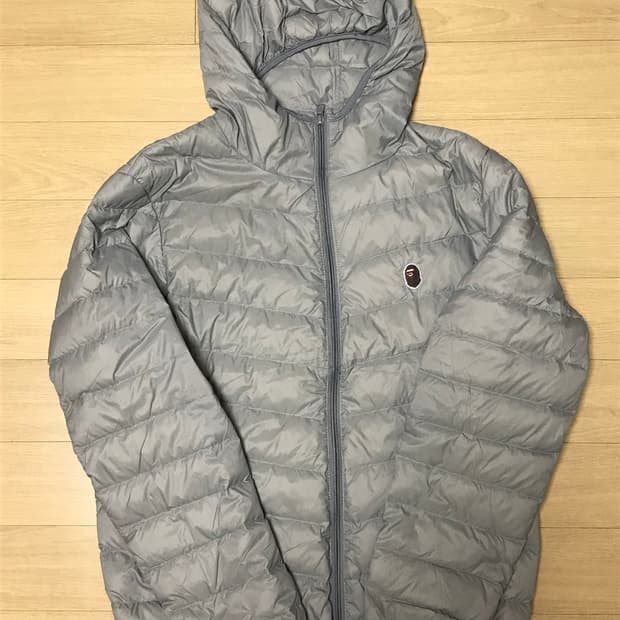 베이프 경량 패딩