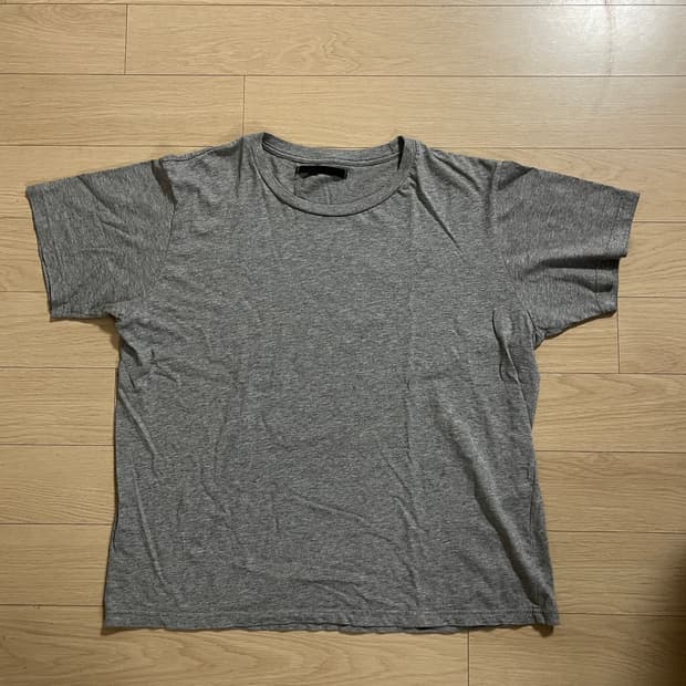 1)HTAE 90s Basement Heather Grey T-Shirt