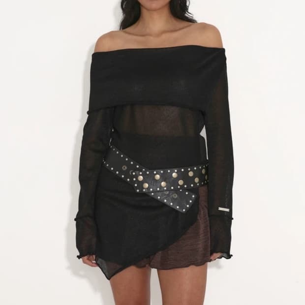 폴리수엠 polysooem long-off shoulder sweater