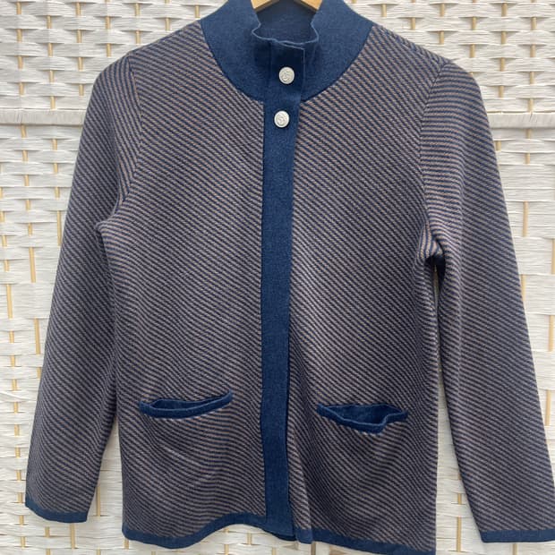 투버튼 포인트 가디건